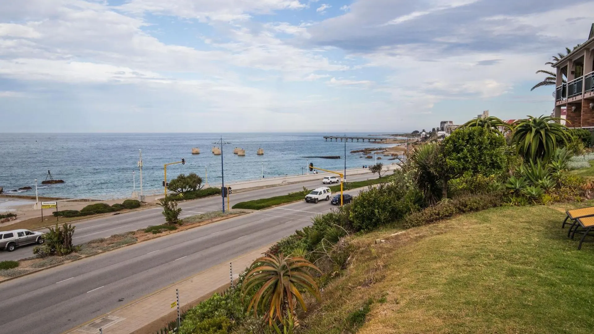 Wavy Daze Luxury Apartment #Inverter Port Elizabeth South Africa
